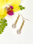 Modern Luxe – Edison Pearl Paperclip Earrings